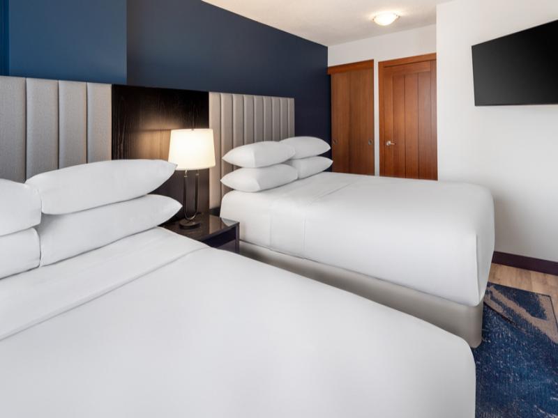 Embassy Suites Hotel Montreal image