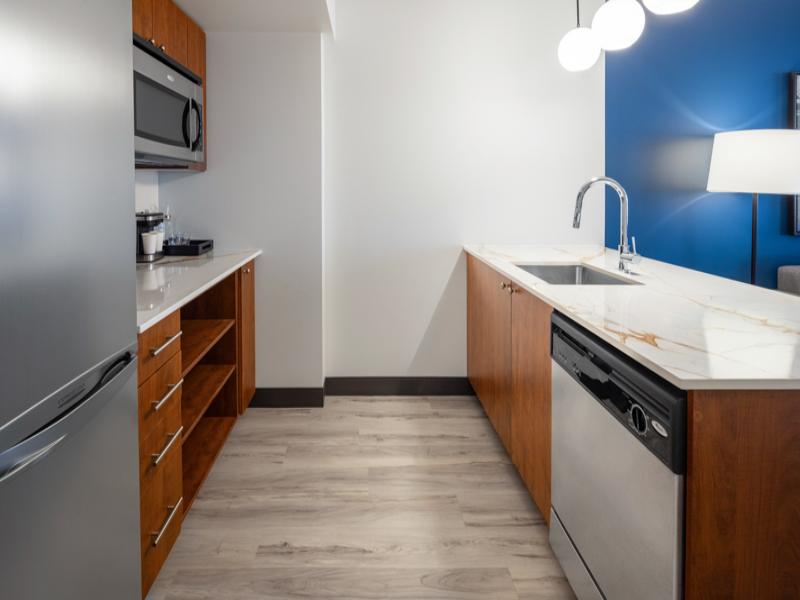 Embassy Suites Hotel Montreal image