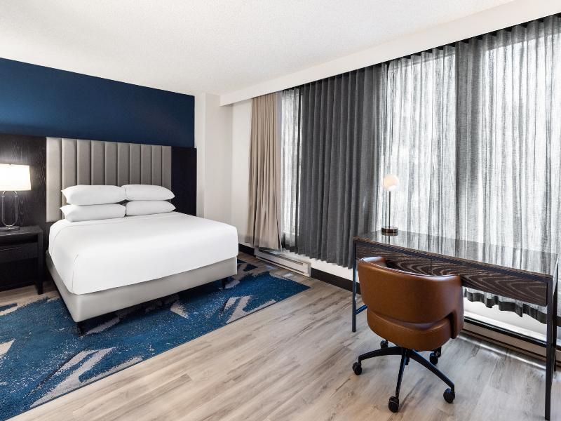 Embassy Suites Hotel Montreal image