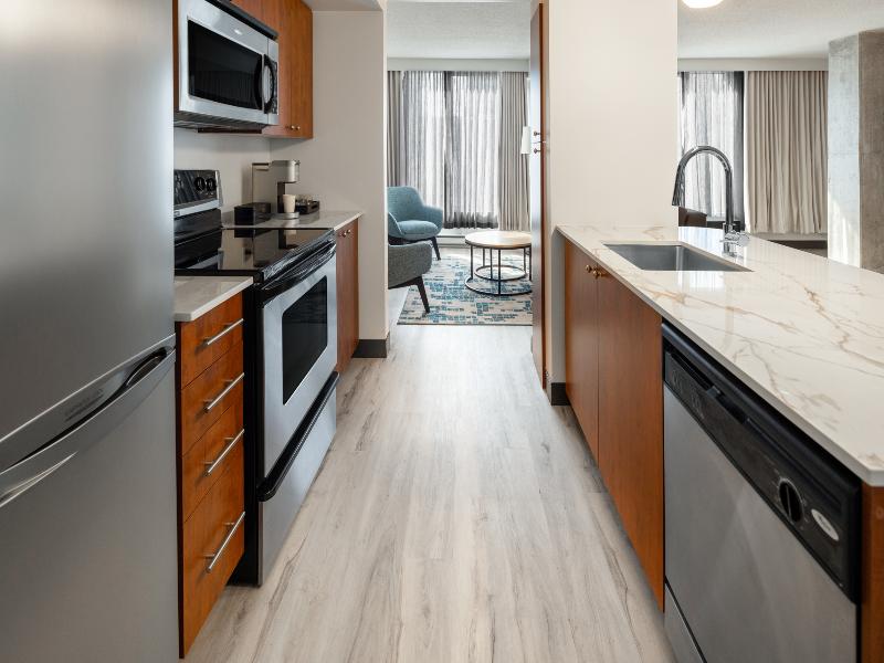 Embassy Suites Hotel Montreal image