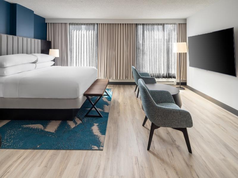 Embassy Suites Hotel Montreal image