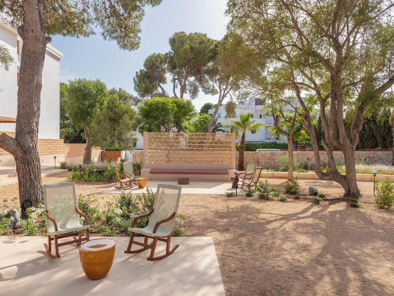 Inturotel Esmeralda Garden image
