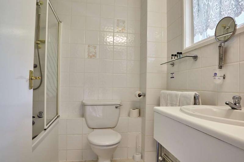 Best Western Royal George image