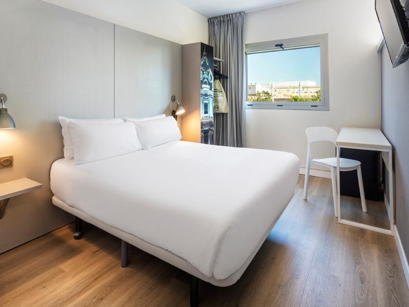 B&B Hotel Valencia Aeropuerto image
