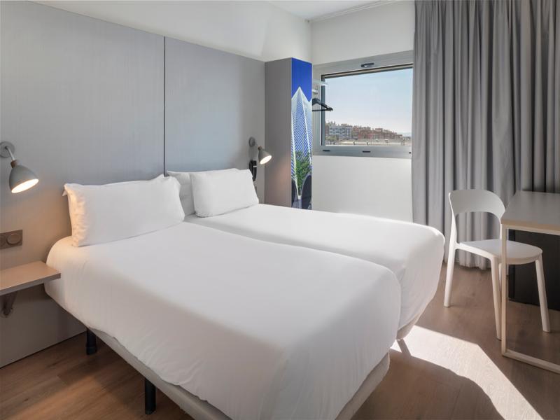 B&B Hotel Valencia Aeropuerto image