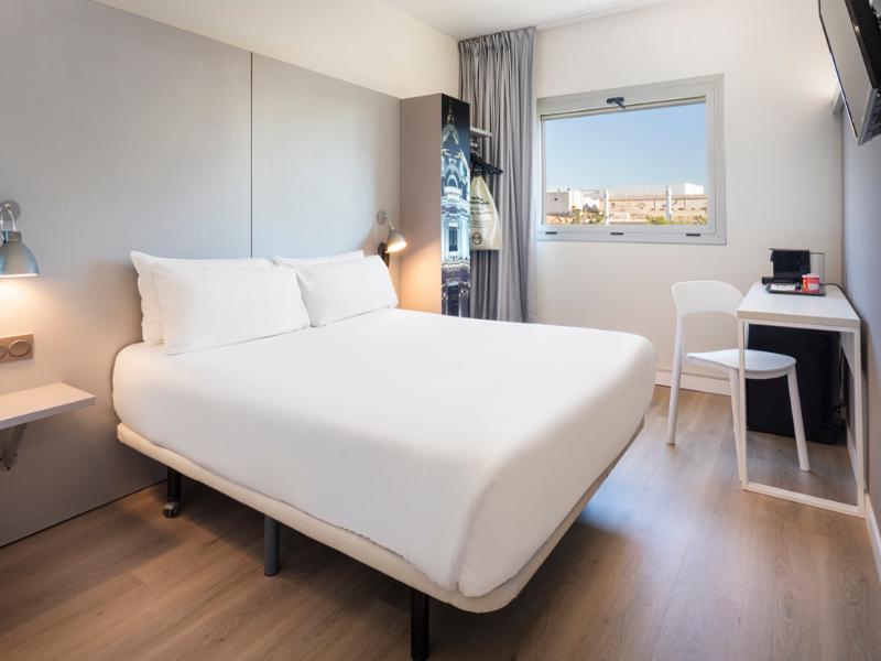 B&B Hotel Valencia Aeropuerto image