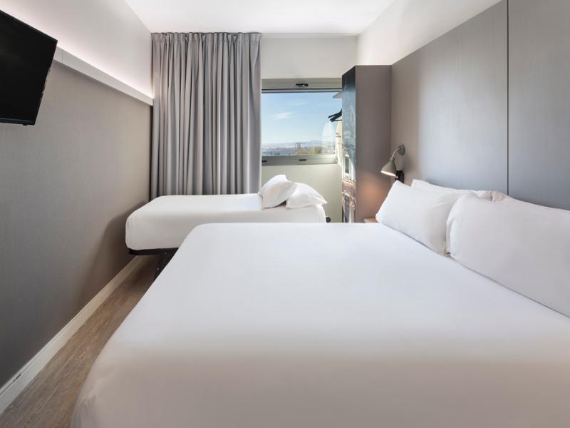 B&B Hotel Valencia Aeropuerto image