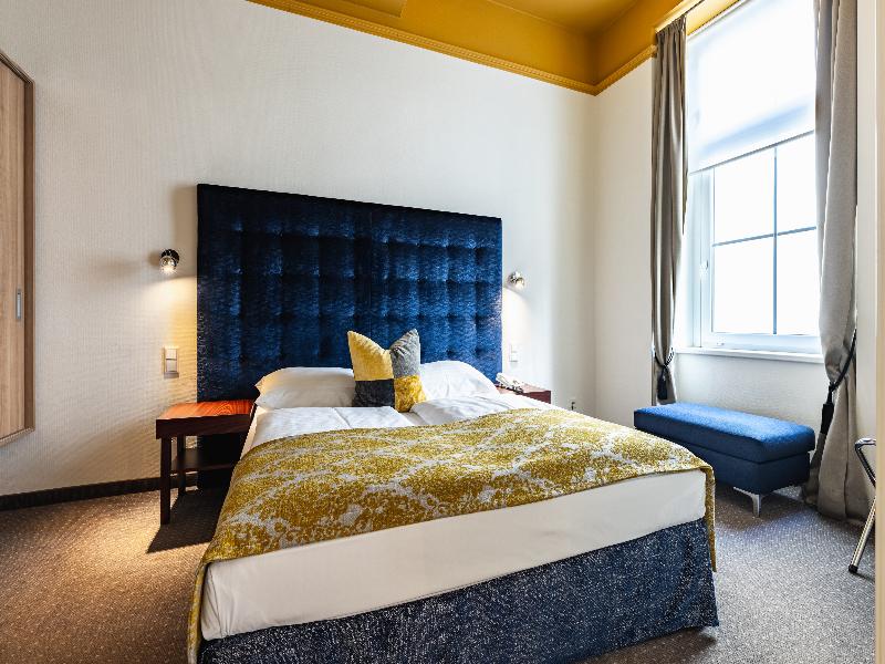 HiLight Suites Hotel image