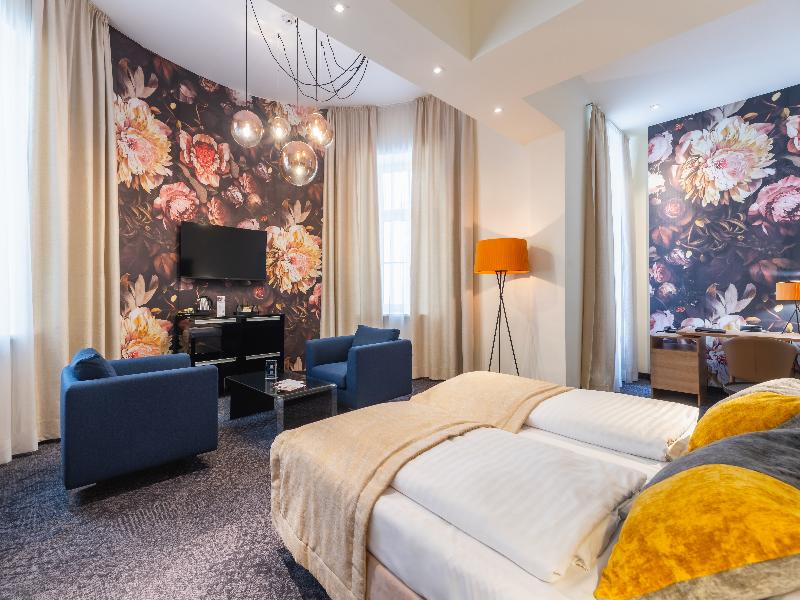 HiLight Suites Hotel image