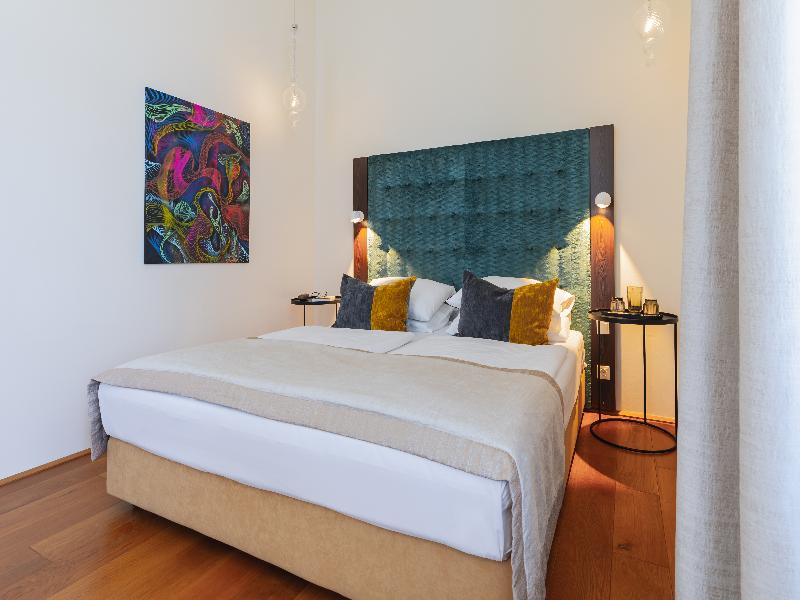 HiLight Suites Hotel image