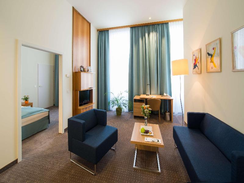 HiLight Suites Hotel image