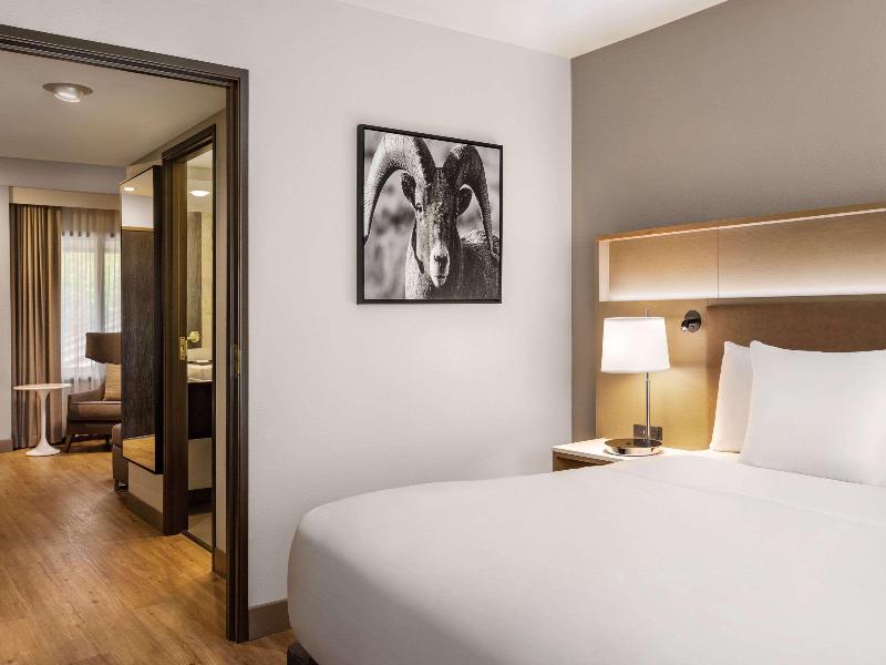 Radisson Hotel Colorado Springs Airport image