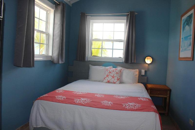 Hideaways at Palm Bay image