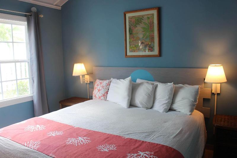 Hideaways at Palm Bay image