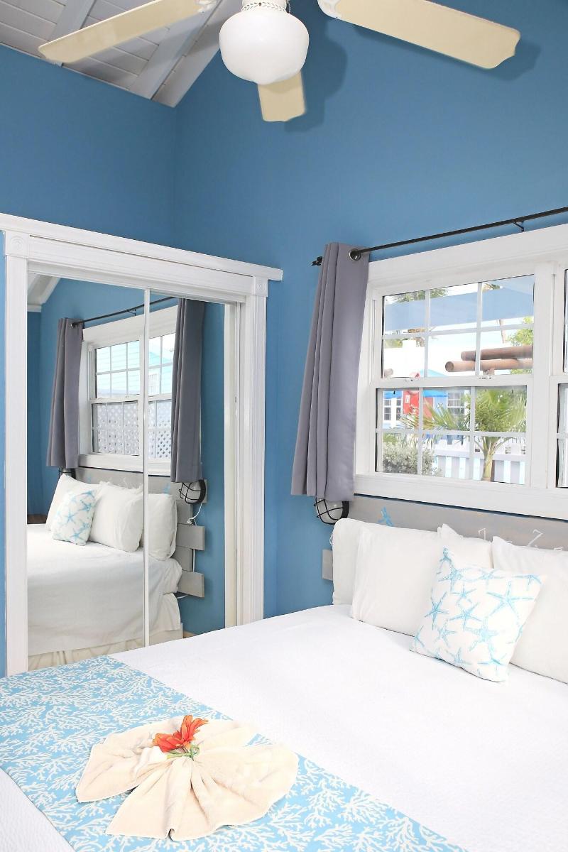 Hideaways at Palm Bay image