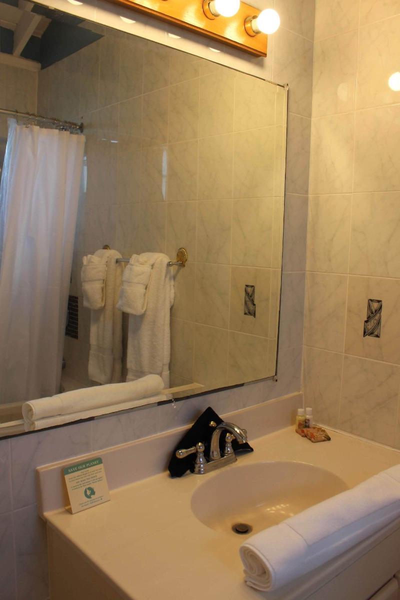 Hideaways at Palm Bay image