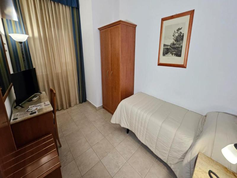 GH Hotel & Restaurant image