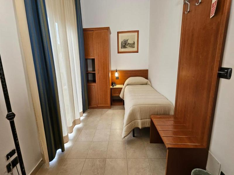 GH Hotel & Restaurant image
