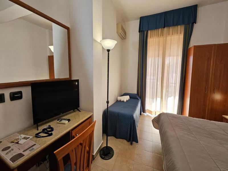 GH Hotel & Restaurant image