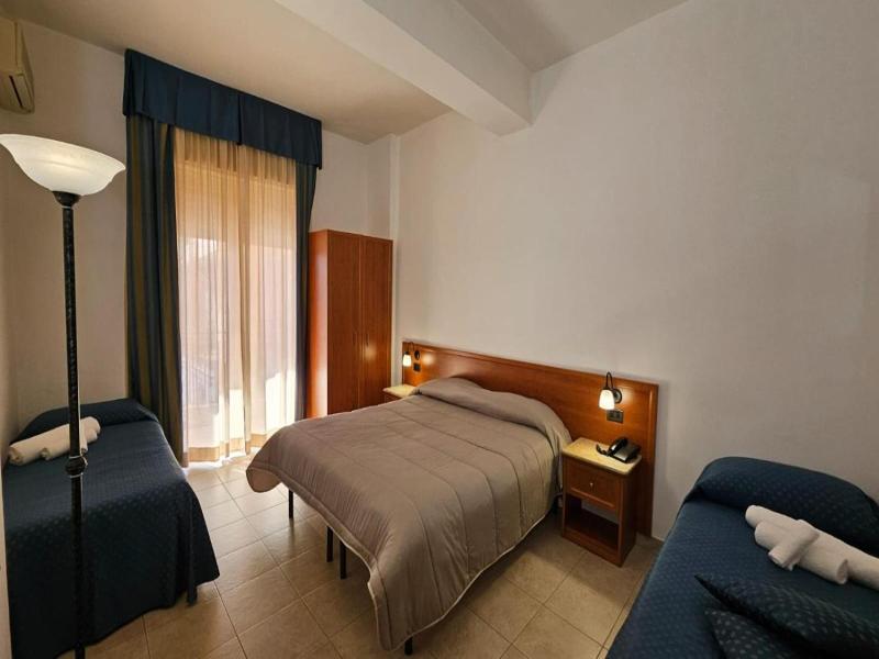 GH Hotel & Restaurant image