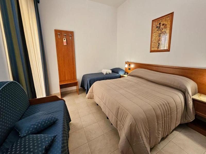 GH Hotel & Restaurant image
