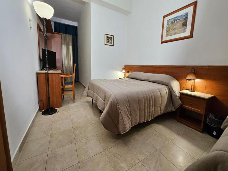 GH Hotel & Restaurant image