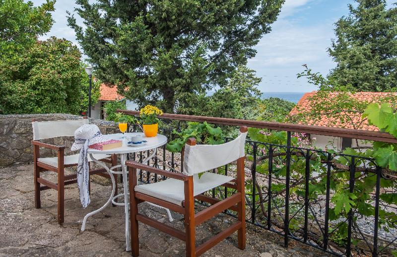 Hotel Delfinia image