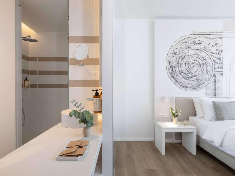 Mercure Patras Astir image