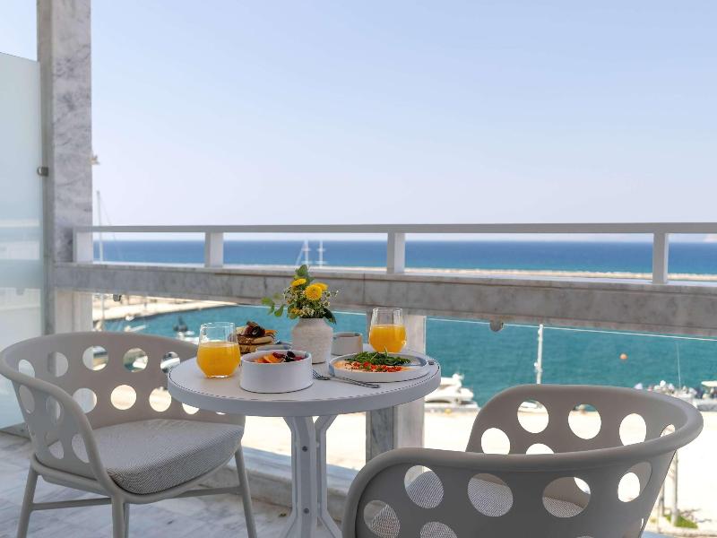 Mercure Patras Astir image