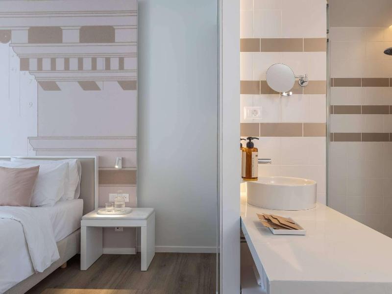Mercure Patras Astir image