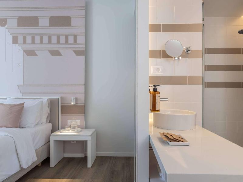 Mercure Patras Astir image