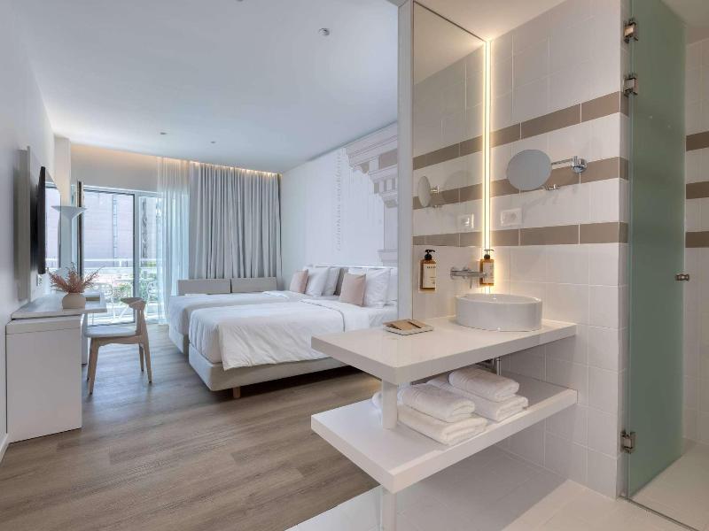 Mercure Patras Astir image