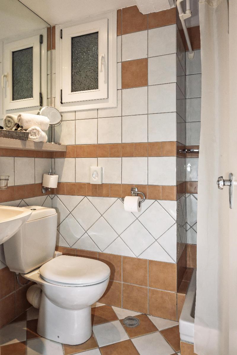 The Grove Seaside Hotel - Image 7