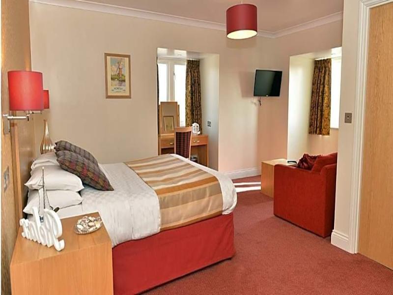 Wherry Hotel image