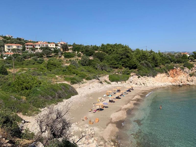 Thalina Apartments image