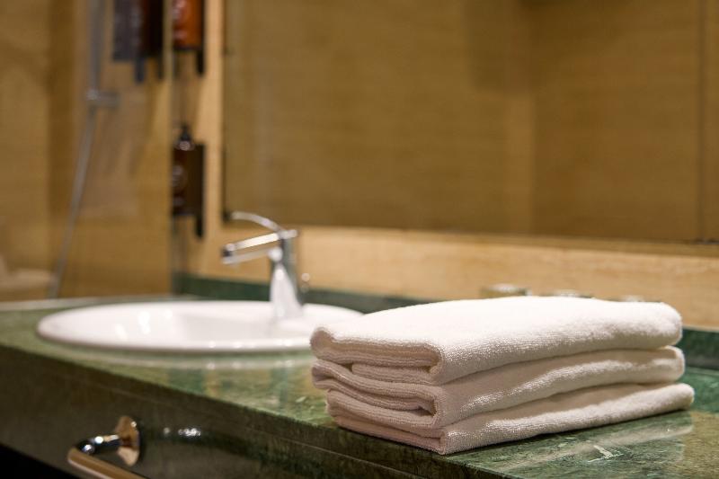 Senator Granada Spa