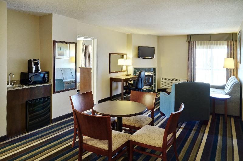 Greenwood Inn & Suites Edmonton