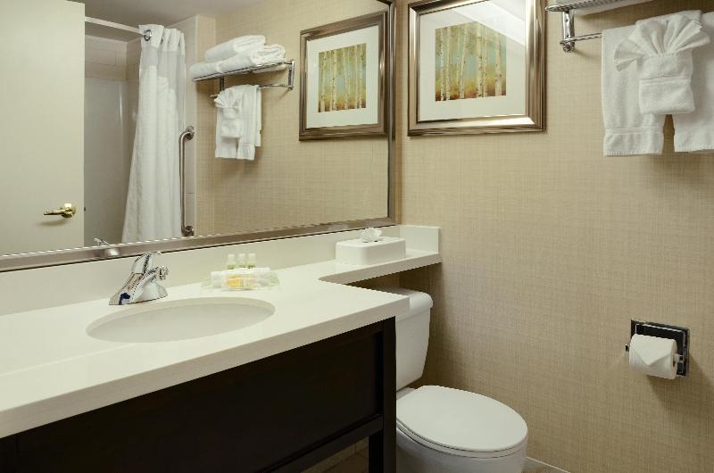 Greenwood Inn & Suites Edmonton
