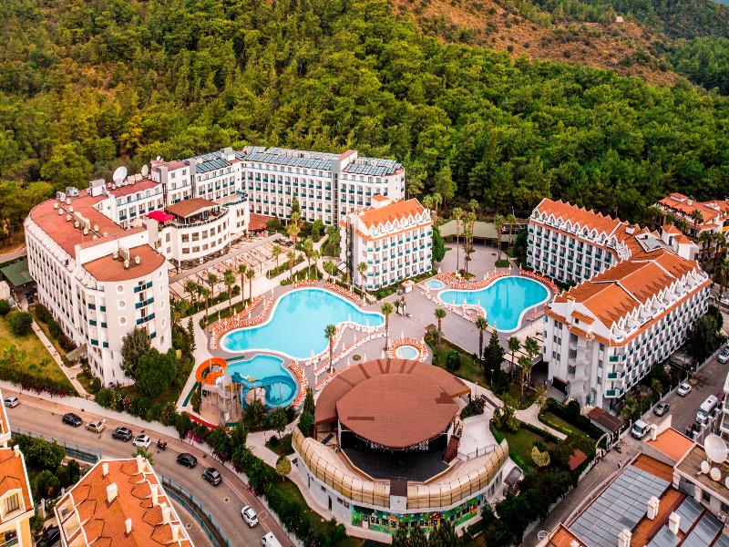 Green Nature Resort & Spa image