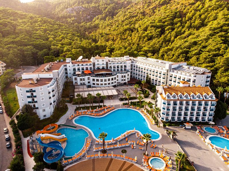 Green Nature Resort & Spa image