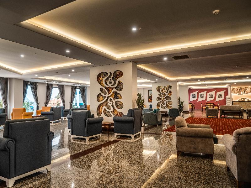Green Nature Resort & Spa