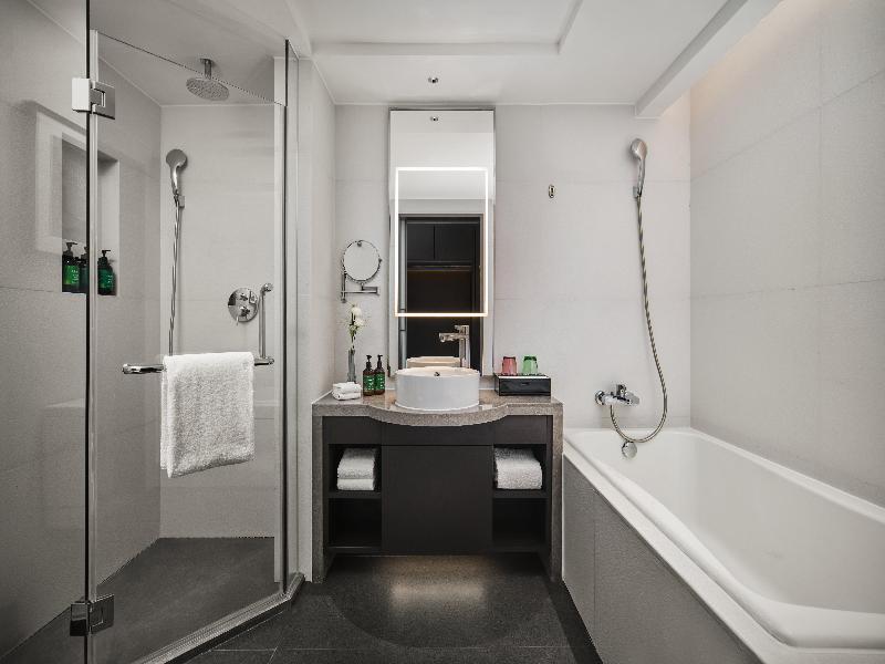 Crowne Plaza Beijing International Airport image