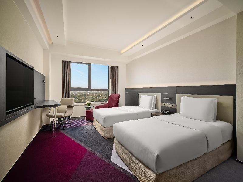 Crowne Plaza Beijing International Airport image