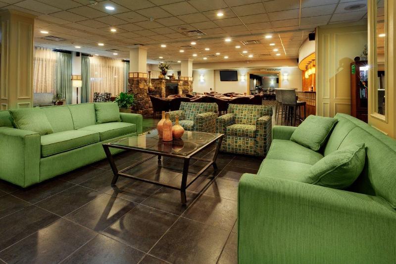 HOLIDAY INN FORT LEE