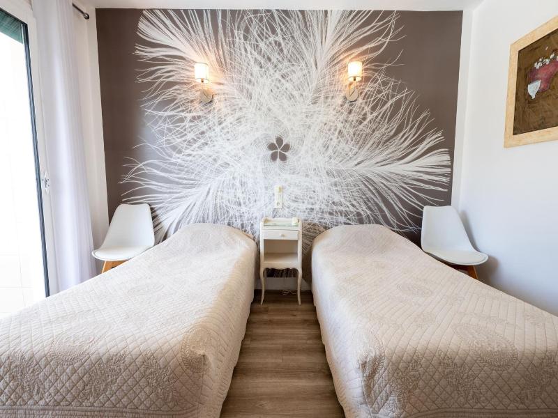 INTER-HOTEL Le Quercy image