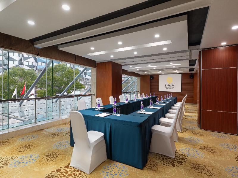 Sunworld Hotel Beijing image