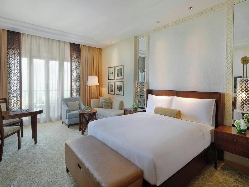 The Ritz-Carlton, Dubai image