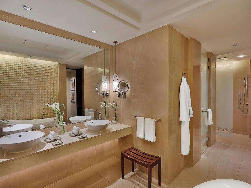The Ritz-Carlton, Dubai image