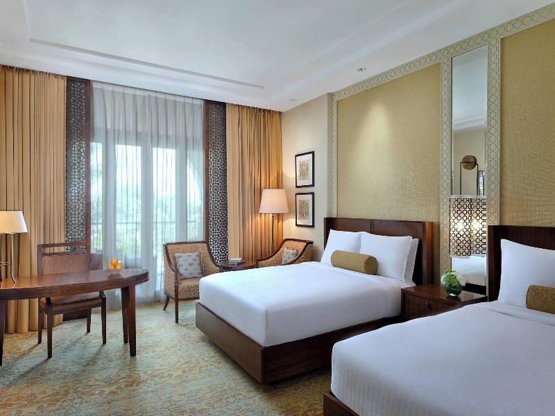 The Ritz-Carlton, Dubai image