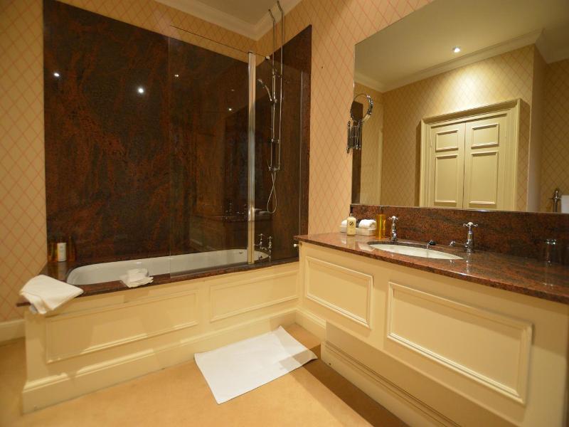 Kinloch House Hotel image